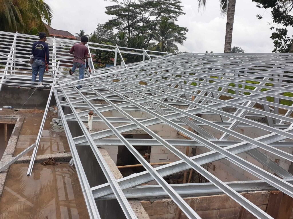 Jasa Pasang Atap Baja Ringan dan Renovasi Atap Rumah Jakarta Bogor Depok Tangerang Bekasi - Raja Baja Ringan